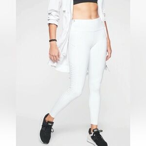 High-Rise White Performance Leggings